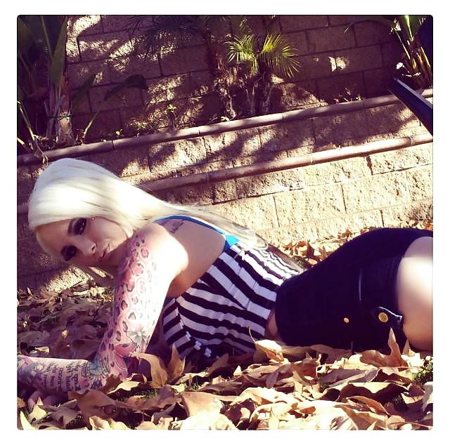 14P Hot american lesbian slut