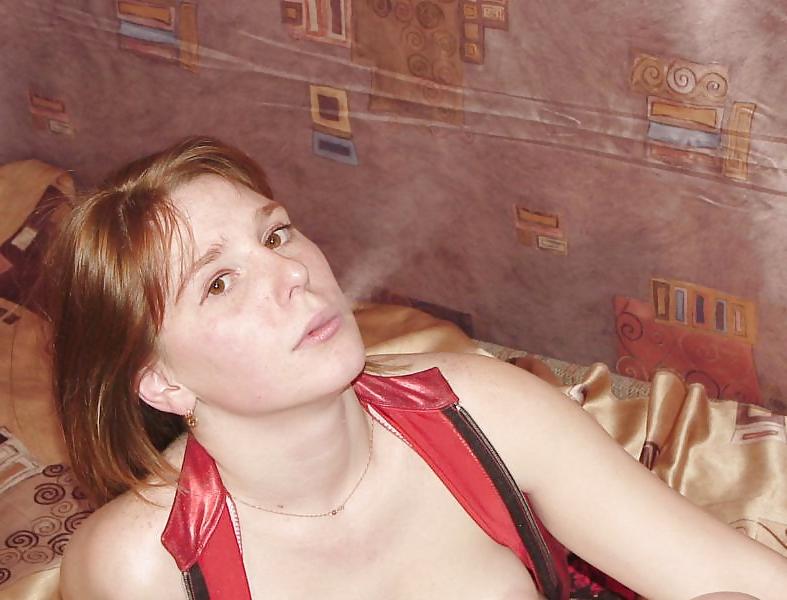 25P SMOKING BEAUTIES 3