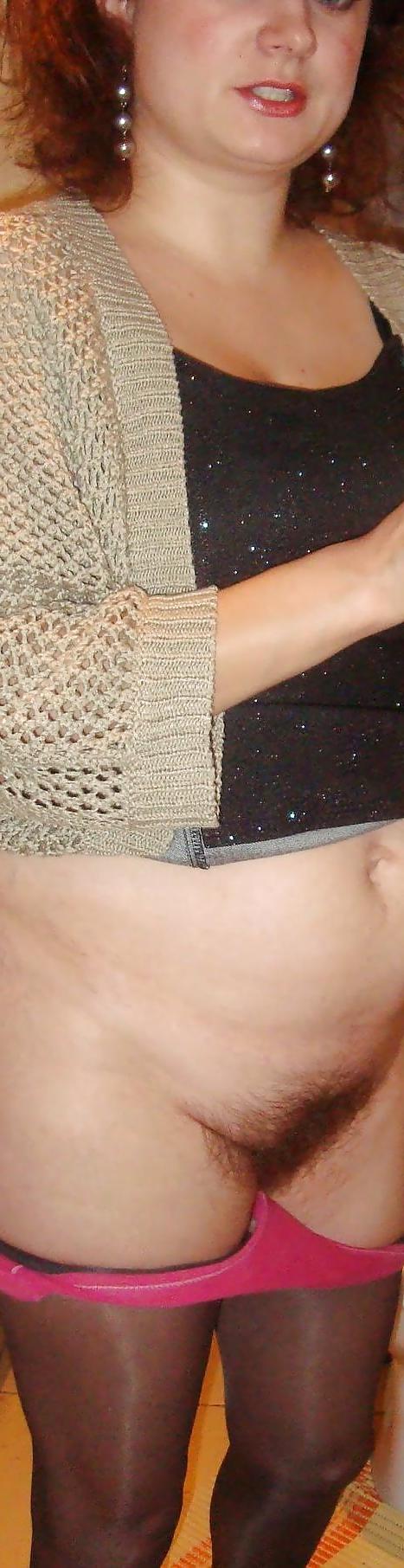 9P Amateurs spread legs and show us their pussy tits