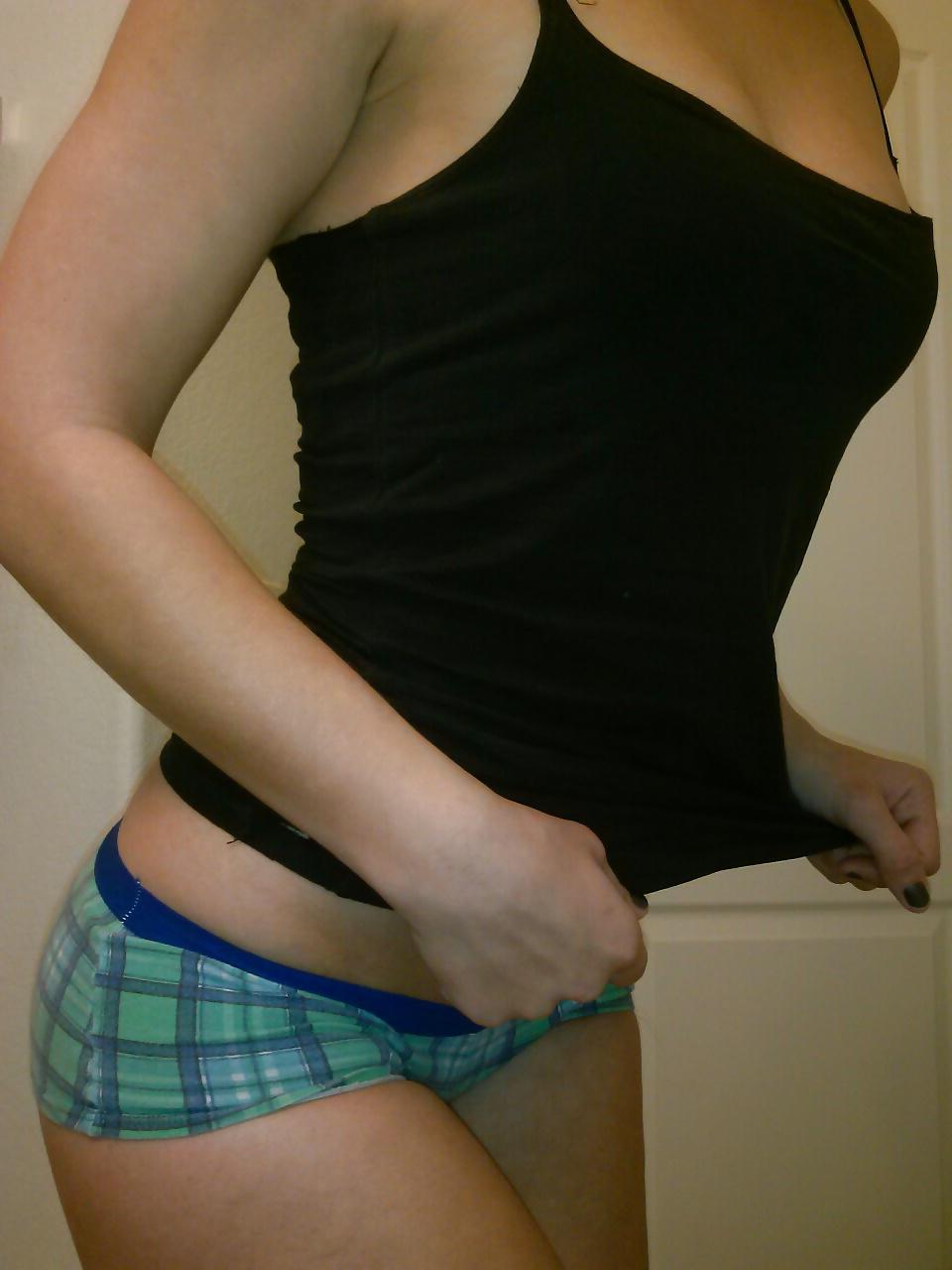 25P The Panties Couple