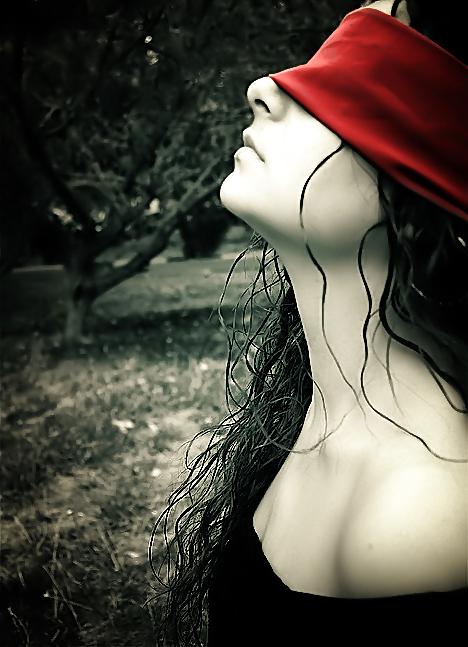 25P Erotic Blindfolded Babes - Session 1