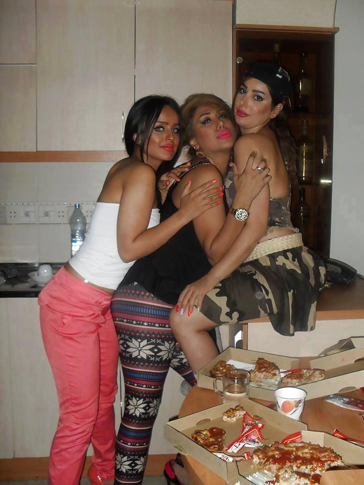 25P Persian stocking