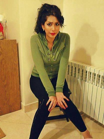 25P Persian stocking