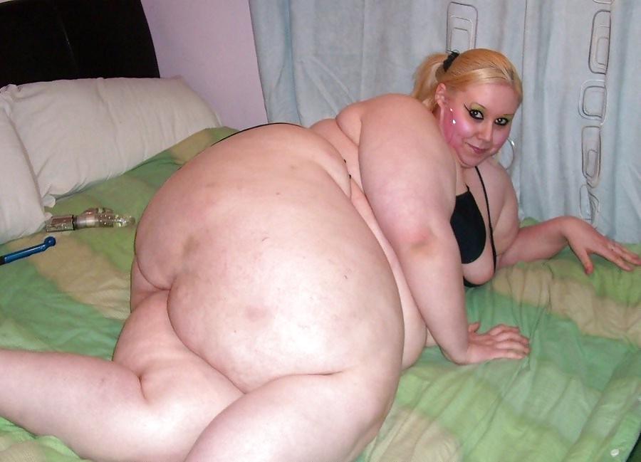 25P Massive Fleshy Buttocks 20