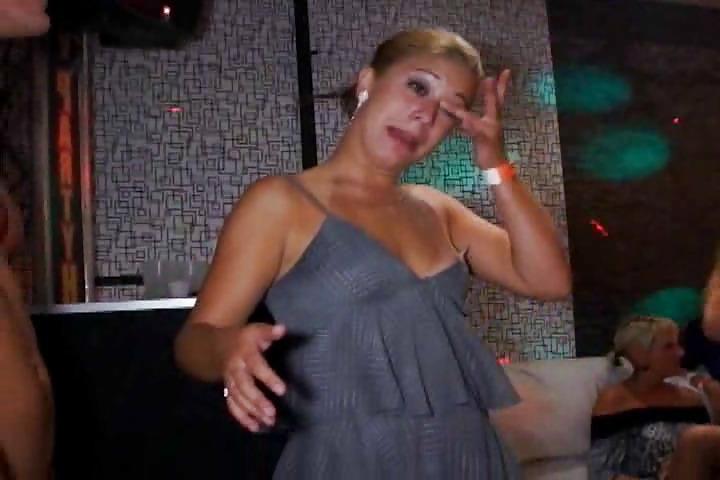 25P Married Women Caught on Camera at  VIP Club