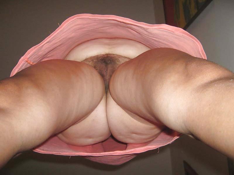 5P Italiana milf - sotto la gonna upskirt