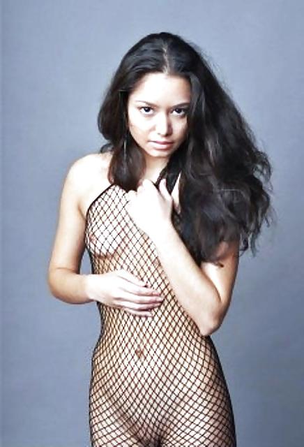 12P Aziza Photoshoot Bogel
