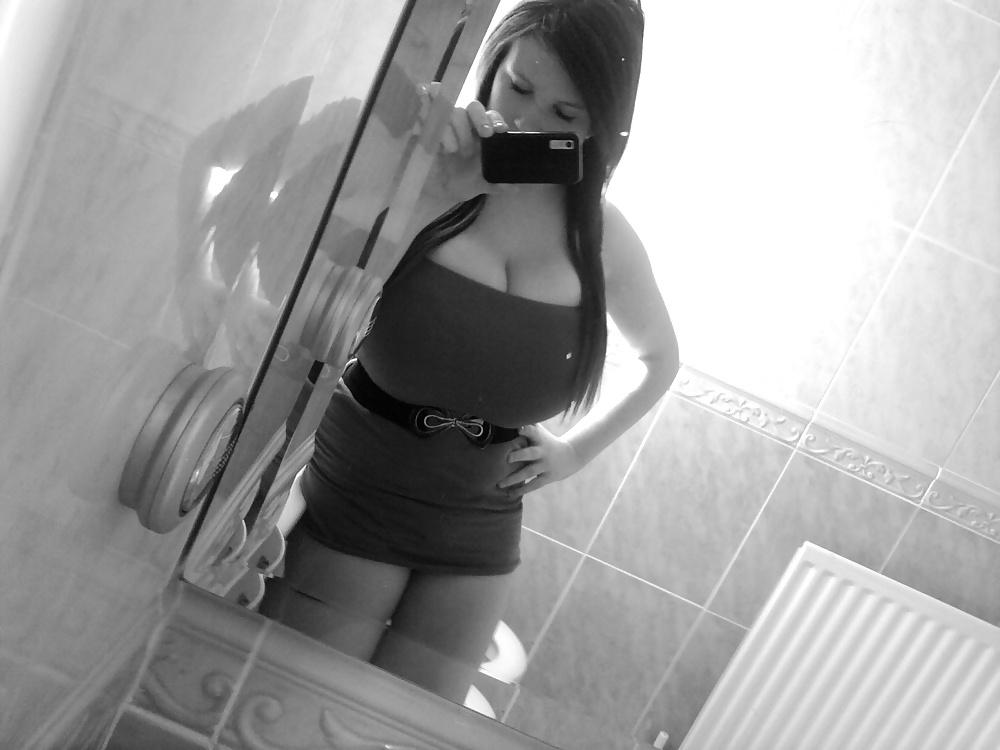 25P Lisa Fisher aka Laura Marchale a new big boobed young girl !