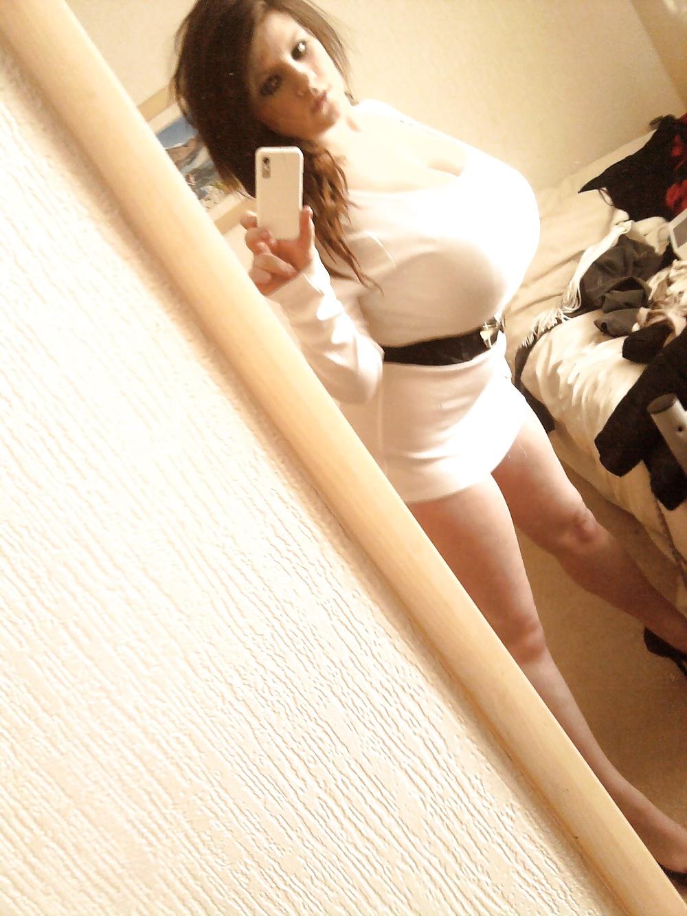 25P Lisa Fisher aka Laura Marchale a new big boobed young girl !