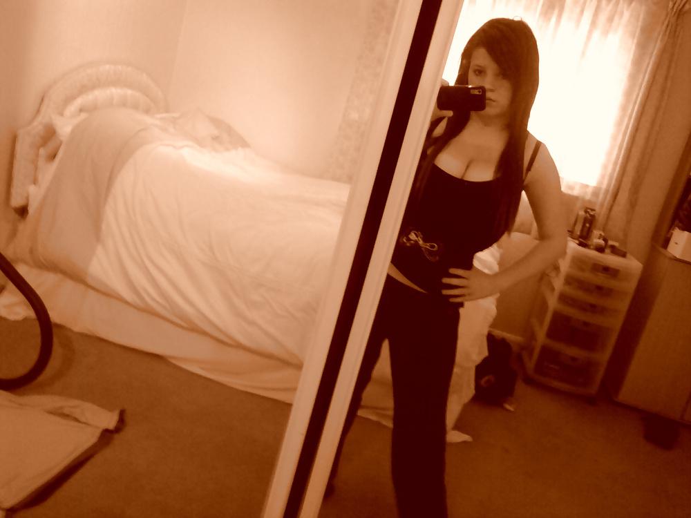 25P Lisa Fisher aka Laura Marchale a new big boobed young girl !