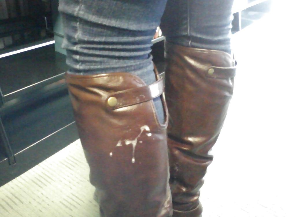 25P Boots