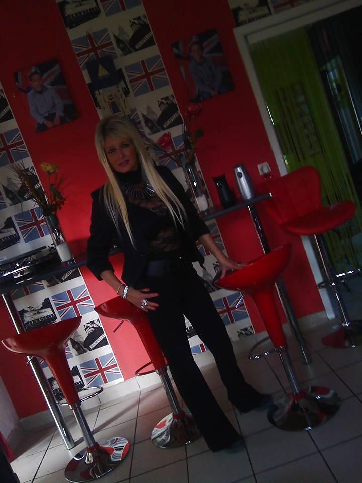 20P Djamila milf beurette arab