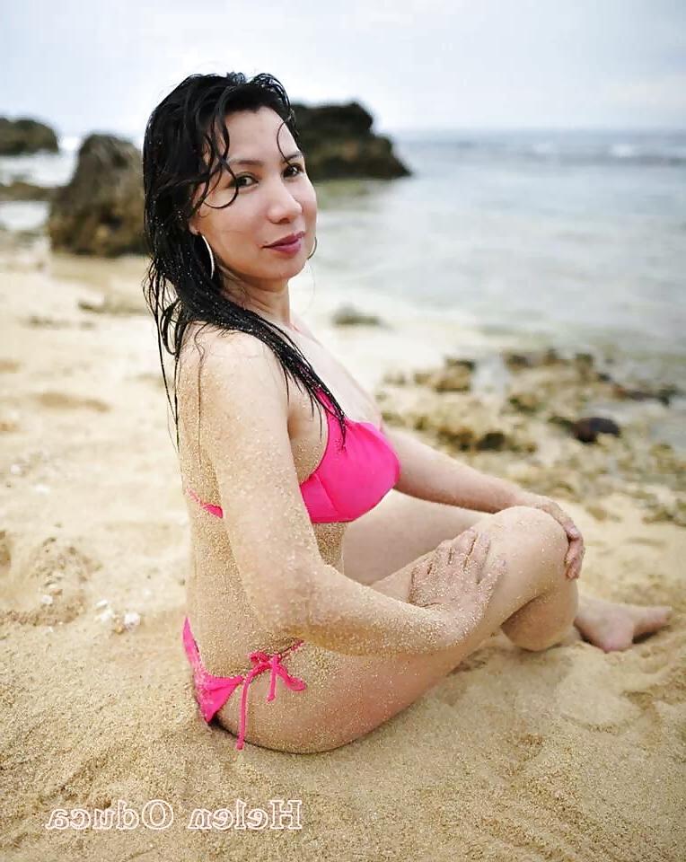 15P Pinay Mature Married Slut