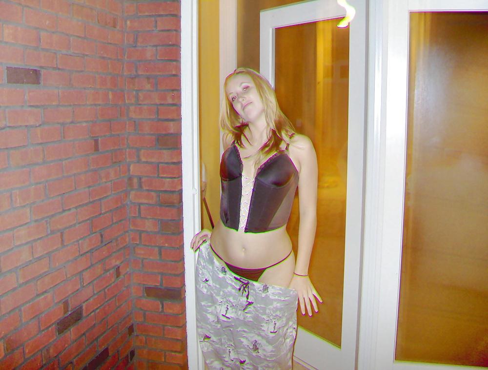 25P Amateur blonde masturbating with sex toy