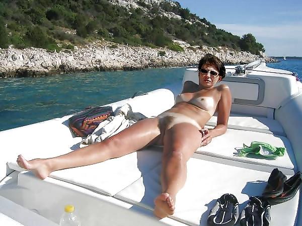 24P Babes & Boats 2