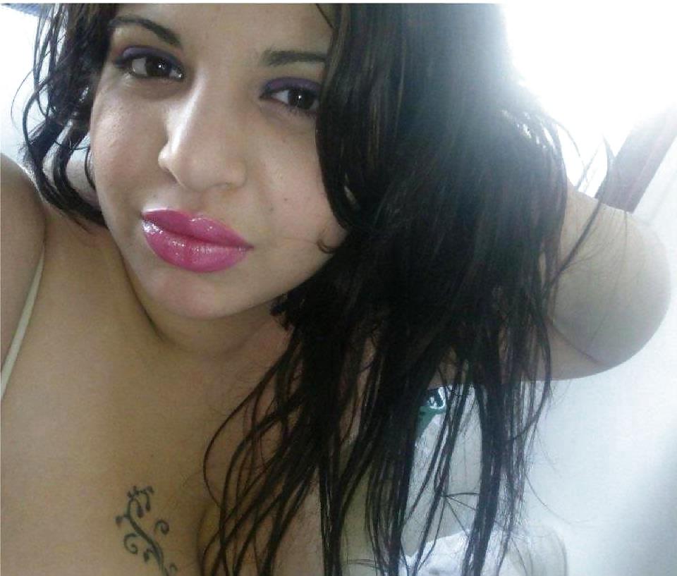 25P Die arabische Beurette Ines Jamay ist eine Tunesierin aus Paris