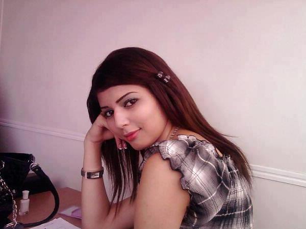 21P Arab.Hijab.Beurette 5