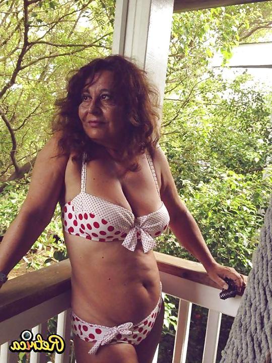 7P Milf big boobs 2