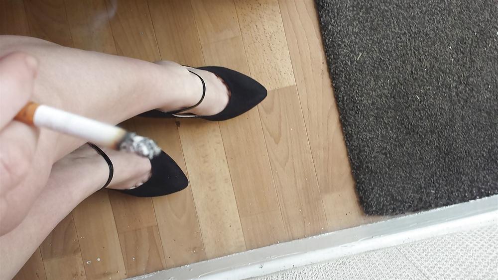 9P Smoking and legs......