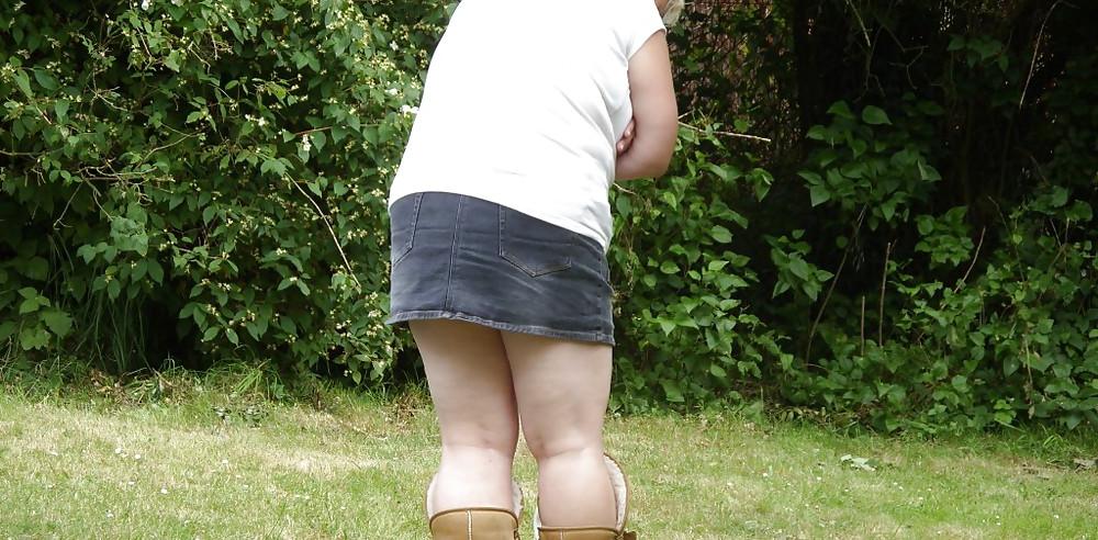 25P Out in the garden