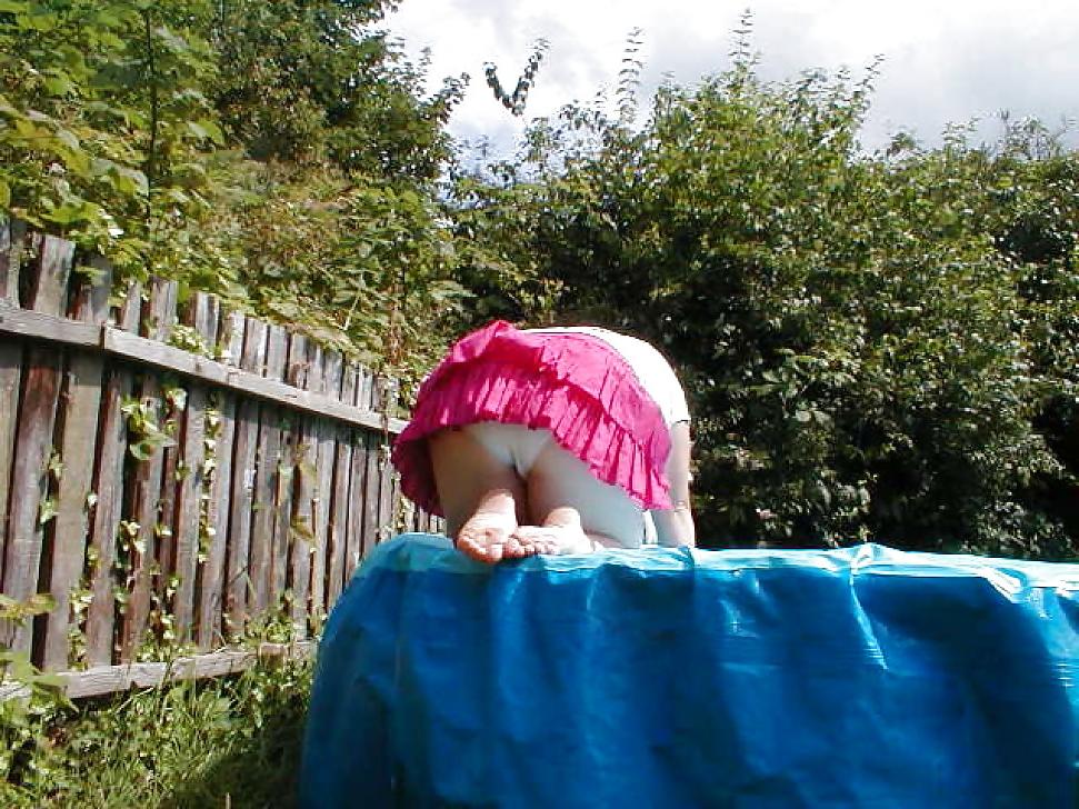 25P Out in the garden