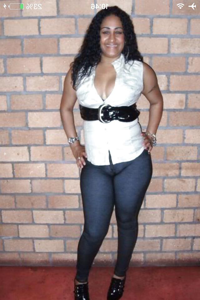 25P Black mature big tits ass