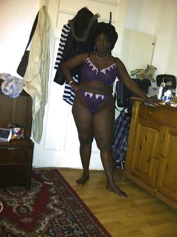 25P Black mature big tits ass