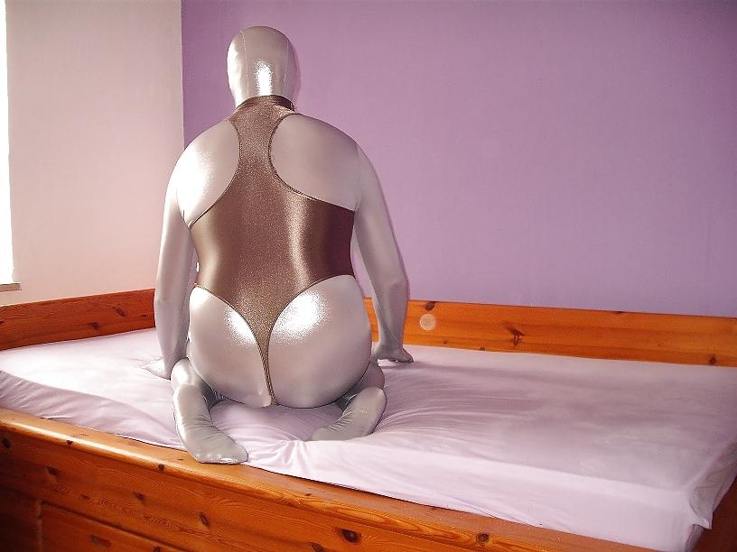 12P My New Spandex Zentai