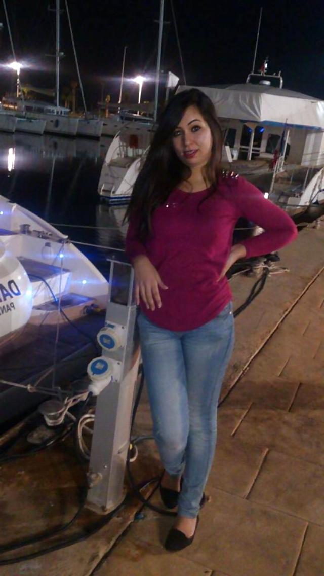 11P SARA BEURETTE MAROCAINE GROS SEINS