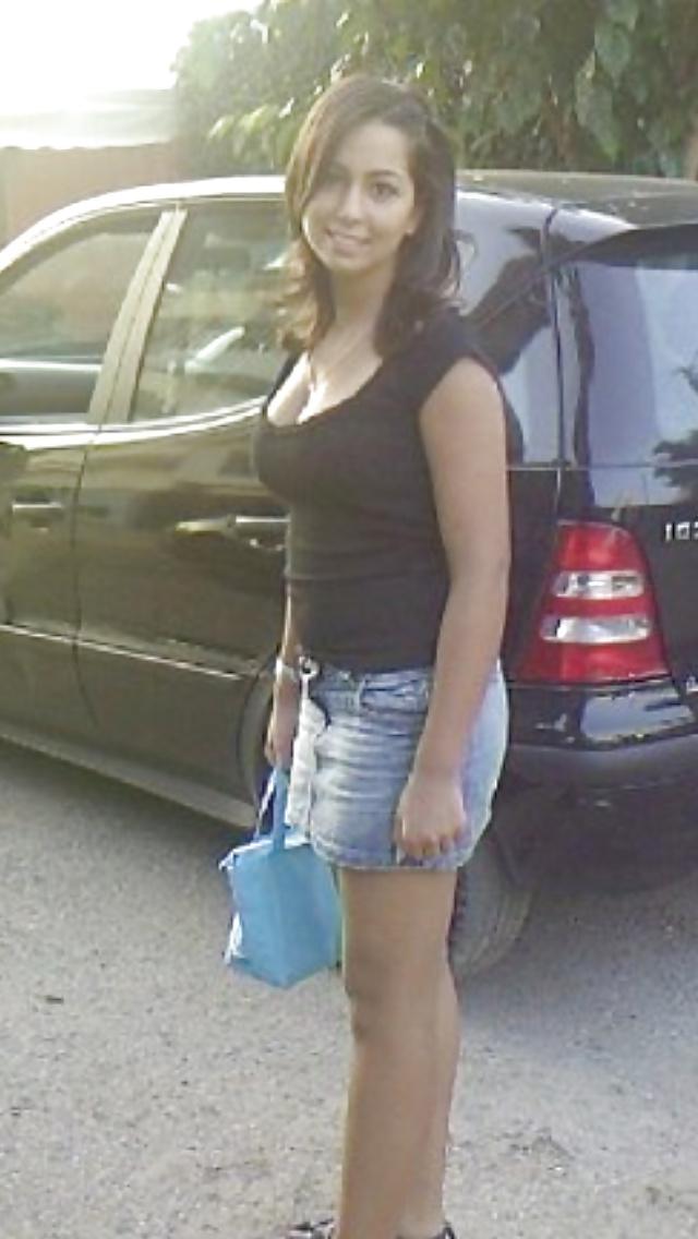 11P SARA BEURETTE MAROCAINE GROS SEINS