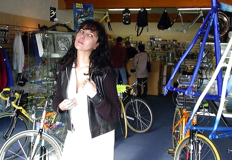 17P FRENCH NADINE fucked by two men in a bicycle shop