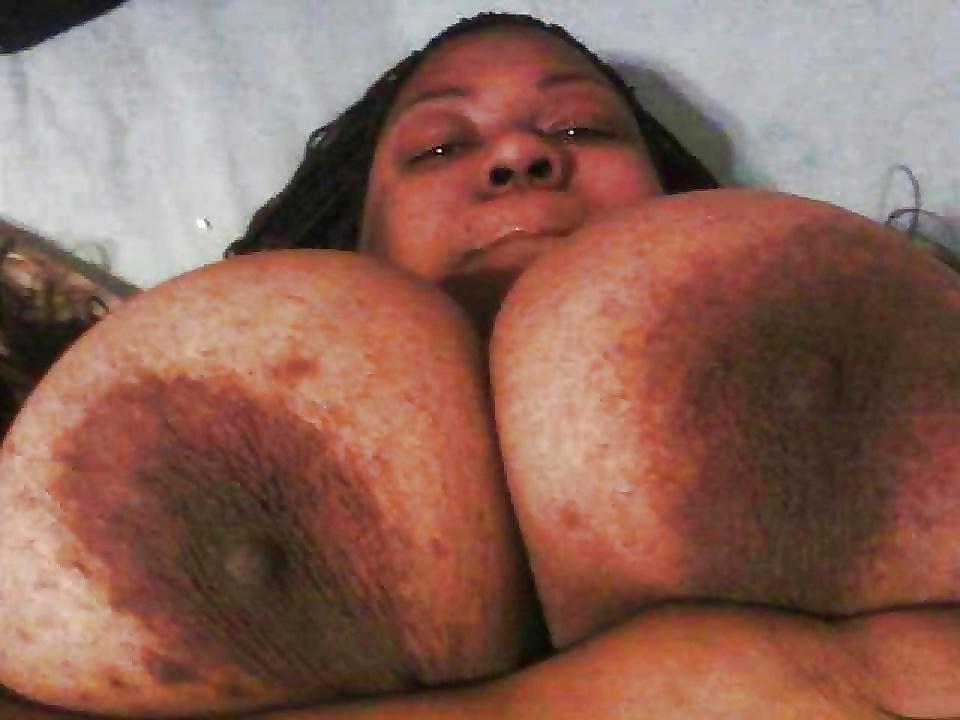 25P MEGA SIZE TITS