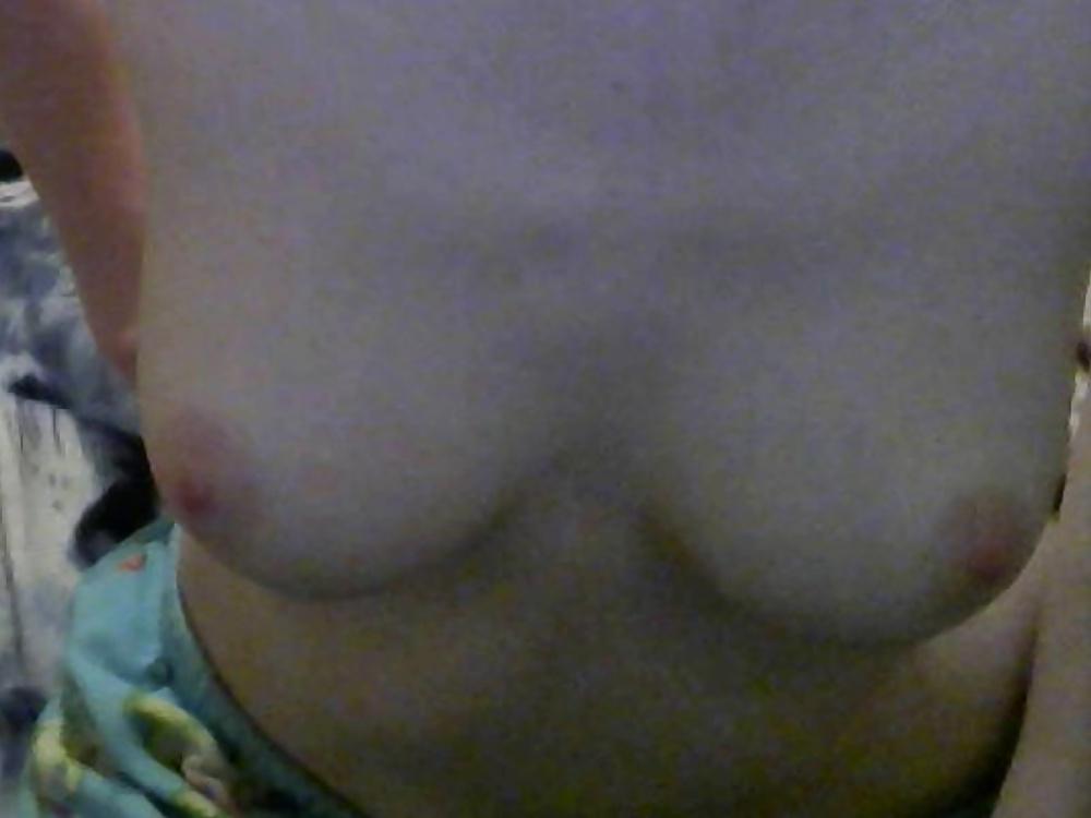 4P Small and perky beautiful breasts