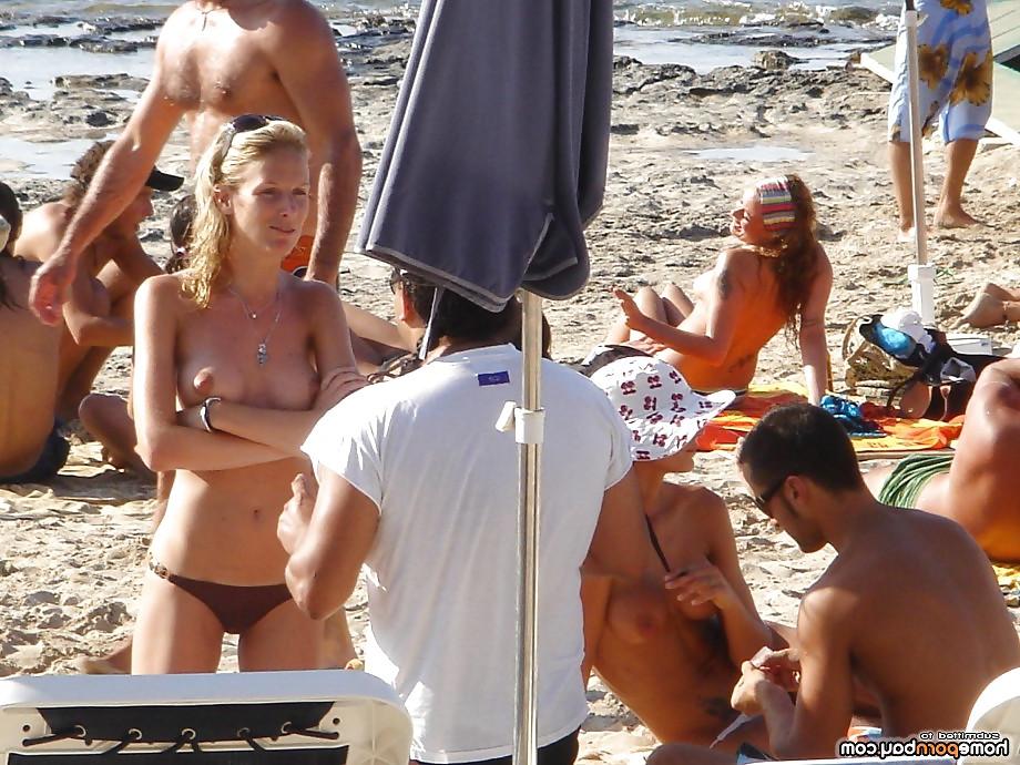 25P Mix of naked babes