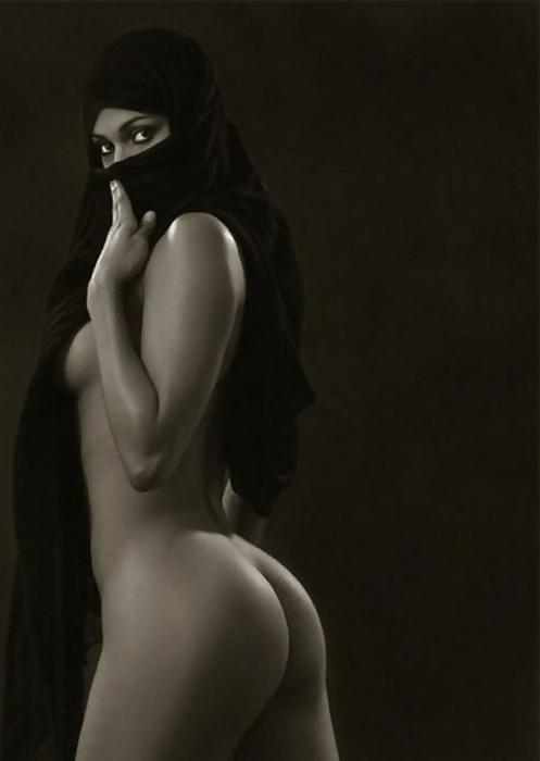 25P ARAB AMATEUR MUSLIM BEURETTE HIJAB BNAT BIG ASS vol.9