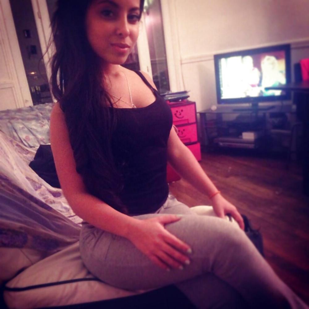 11P Nawal Bonne Beurette