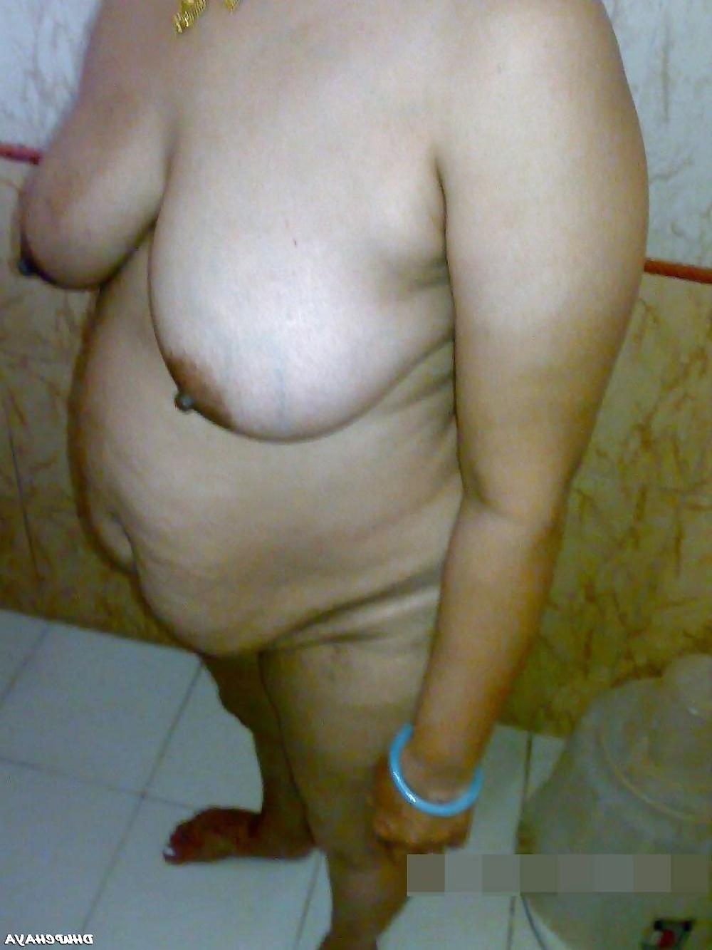 17P Hot Indian Couples Doing Threesome Fucking 