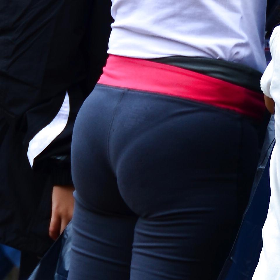 7P Tight Ass Spandex