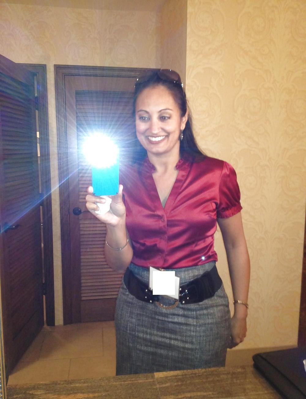 23P STUNNING INDIAN MILF - PLEASE COMMENT HER