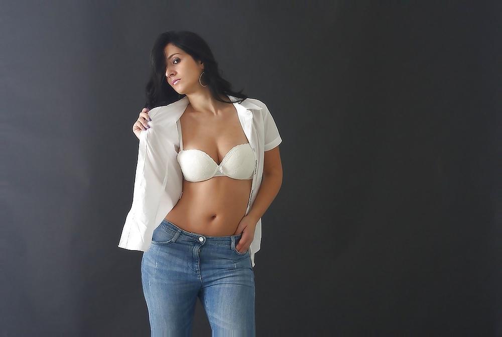 6P Cirasella Romanian Girl Photoshoot