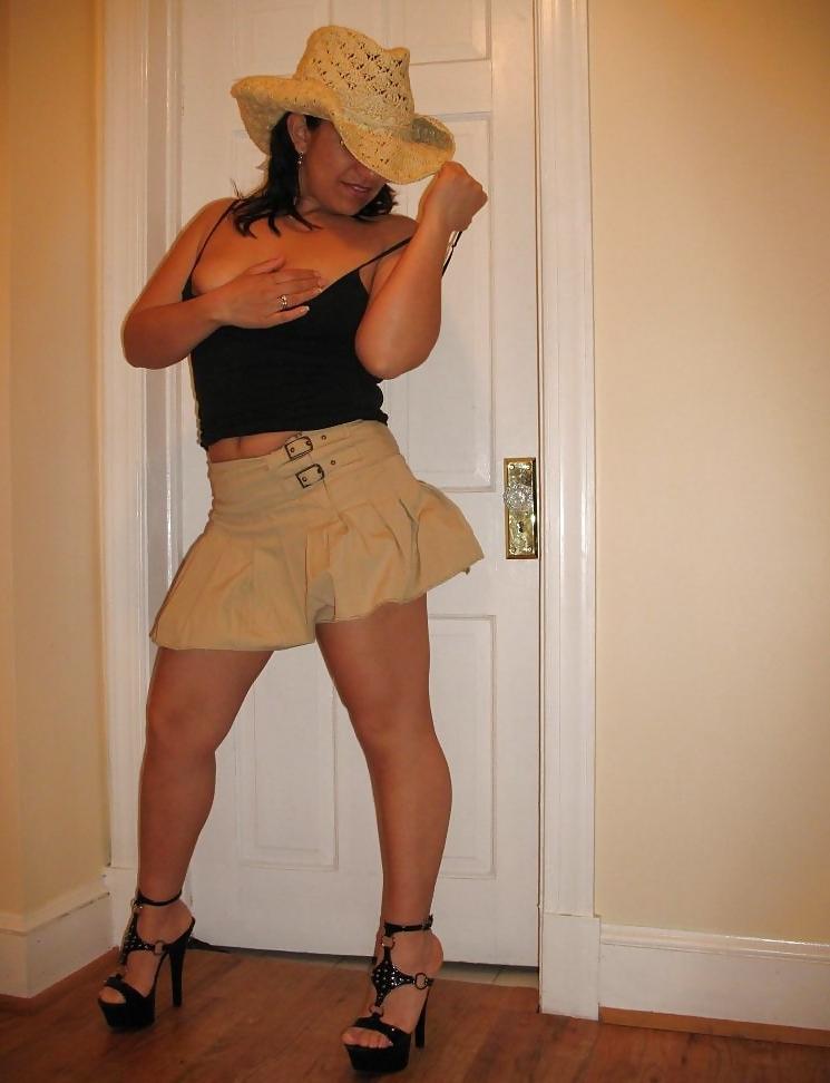 14P Posing for the husband