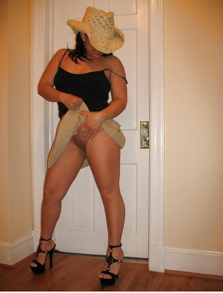 14P Posing for the husband