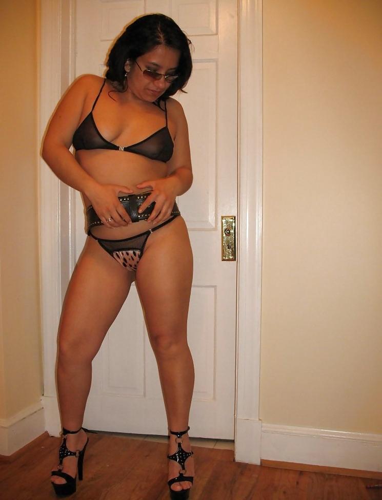 14P Posing for the husband