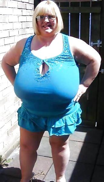 20P Biggest & best boobs