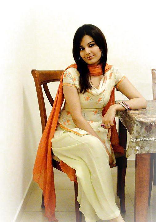 12P Beautiful Indian Girls 44(Non Porn)-- By Sanjh
