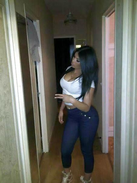 16P Jamila la belle beurette