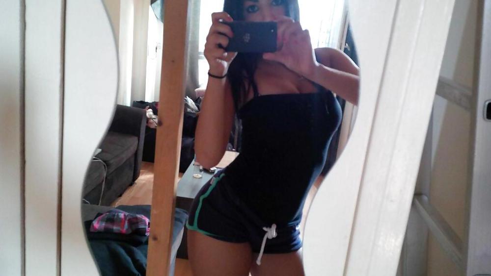 16P Jamila la belle beurette