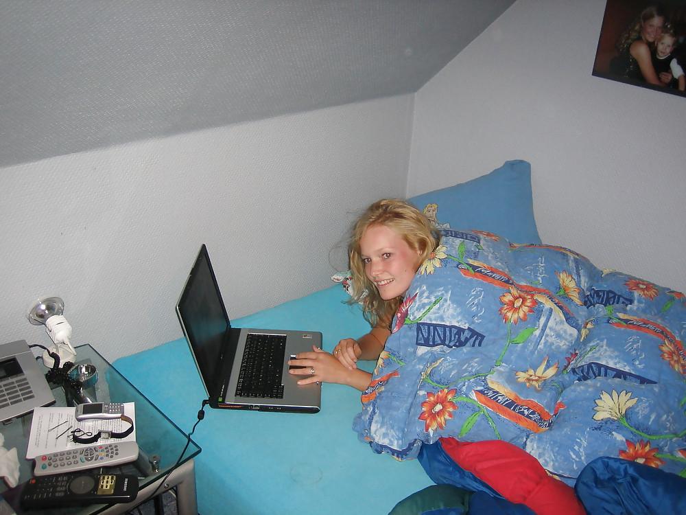 24P Sexy Blonde German Ex-Girlfriend Eva