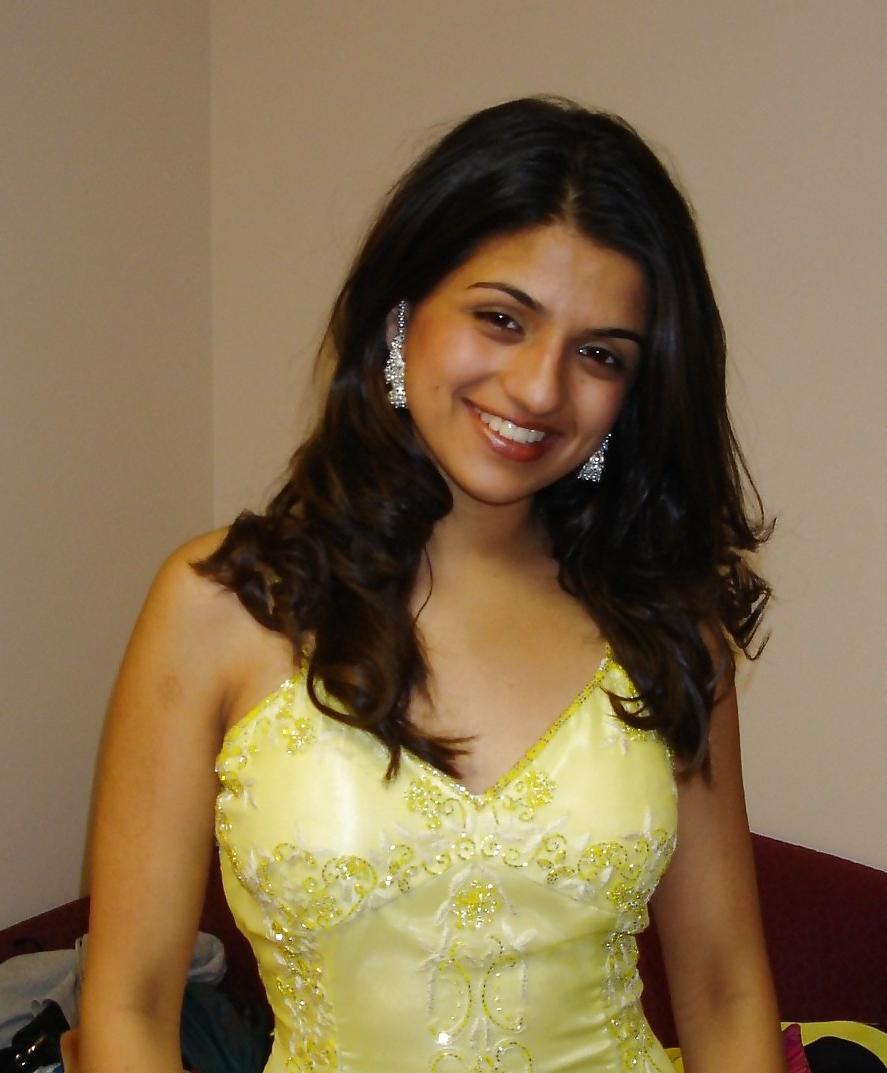 25P Indian Desi Babes Hot & Sexy Indians 