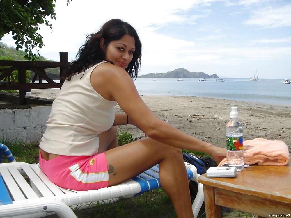 25P Indian Desi Babes Hot & Sexy Indians 